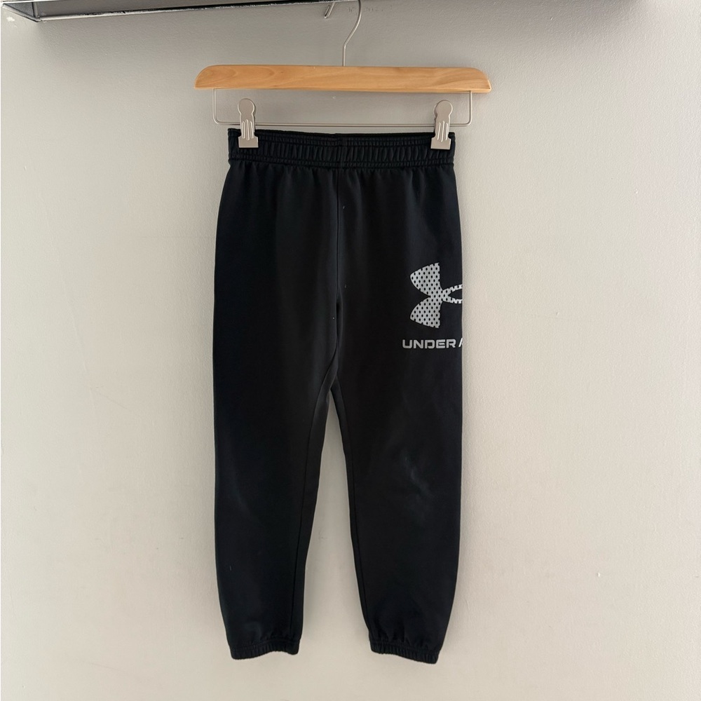 Under Armour Kids Black Sweatpants with Logo Size 7